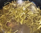 Foto langkah ke 1 dari resep Sayur asam kangkung.