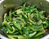 Foto del paso 2 de la receta: Arroz con verduras y frutos secos
