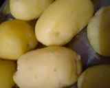 A picture of step 1 of Jeera aloo.
