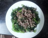 Hình bước làm 1 của món Cải cúc thịt bằm