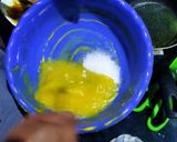 Foto langkah ke 1 dari resep Bolu Tart Labu Kuning.