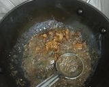 कैरी कढी आंबट गोड (kairri kadhi recipe in marathi) रेसिपी स्टेप 2 फोटो 