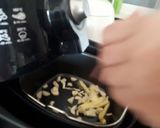 รูปขั้นตอนการทำที่ 3 ของ ไข่เจียวกระเทียม Airfryer