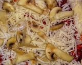 A picture of step 4 of Veg Pizza.
