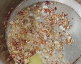 A picture of step 1 of Chicken tomato macaroni.