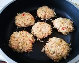 Foto del paso 5 de la receta: Torticas de Repollo, con toque Oriental