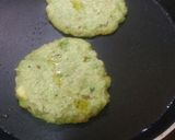 A picture of step 3 of Peas Mini Cheela.