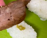 A picture of step 3 of Japanese Beef Sushi.
