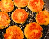 A picture of step 4 of Salmon patties.