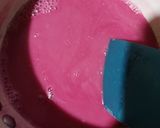 Foto langkah ke 2 dari resep Es Gabus Red Velvet Pandan.