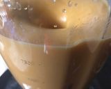 Gambar langkah 3 resipi Mango Shake.