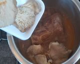 Foto del paso 3 de la receta Filo de ternera con setas, almendras y ciruelas pasas