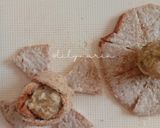 Gambar langkah 2 resipi Begedil roti rose.