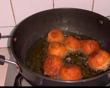 A picture of step 4 of Paneer Ball.