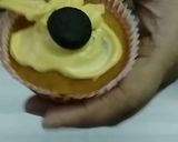 A picture of step 10 of Mango Lava Muffin.