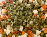Foto del paso 2 de la receta: Ensaladilla SOS para cuando tienes visitas inesperadas🆘