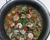 Foto langkah ke 5 dari resep Tumis pare udang pedas.