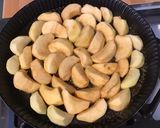 Une image de l'étape 3 de Tarte renversée pommes et pistaches (pâte brisée à la crème).