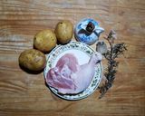 Foto del passaggio 1 della ricetta Coscia e sovraccoscio di pollo e patate con il forno alogeno