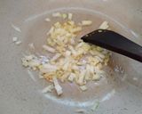 Foto langkah ke 2 dari resep Sup jagung wortel.