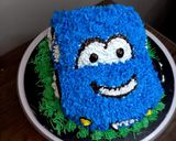 A picture of step 5 of Car theme cake 🎂.