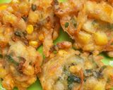 Foto langkah ke 5 dari resep Bakwan Jagung Wortel.
