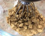 Foto del paso 2 de la receta Lenguas de gato 🐈 bañadas en chocolate negro-blanco