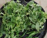 A picture of step 1 of Green Masala Rice.