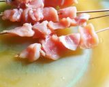 Foto langkah ke 2 dari resep Sate bumbu ayam bakar.