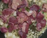Foto del passaggio 2 della ricetta Crostini toscani di fegatini di pollo