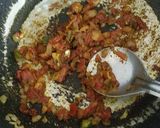 A picture of step 4 of Simple egg curry.