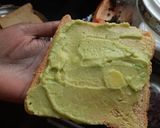 A picture of step 2 of Avocado sandwich and toast.