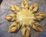 A picture of step 6 of Nutella Star Bread :.
