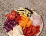 Foto del paso 1 de la receta: Fideos de espinaca con vegetales salteados