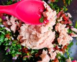 A picture of step 4 of Tuna Tostadas.