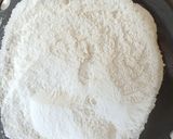 A picture of step 1 of Ammini Kozhukattai.