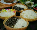 Foto langkah ke 7 dari resep Martabak Manis Mini.