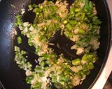 Foto del paso 4 de la receta Bomba de calabacín relleno de verduras y pollo