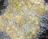 A picture of step 3 of Sago flour Fritters.