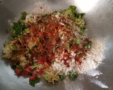 થાલી પીઠ (Thali Peeth Recipe In Gujarati) રેસીપી સ્ટેપ1ફોટો