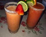 Foto del paso 5 de la receta: Daiquiris de mango y frutillas 🍓🍊🥭