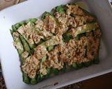 Foto del passaggio 4 della ricetta Piccole zucchine gratinate vegetariane