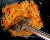 A picture of step 1 of Carrot vermicelli stuffed sandwich roll.