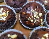 Foto langkah ke 7 dari resep Choco Peanut Muffins (no mixer).