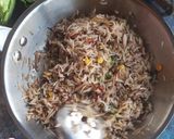 A picture of step 4 of NASI GORENG (VEGETARIAN).