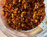 Foto langkah ke 5 dari resep Chili Oil Pake Udang ebi Rebon.