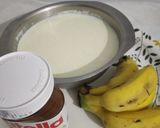 A picture of step 1 of Banana & Nutella Smoothie.