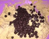 Foto del paso 4 de la receta: Galletitas de mantequilla con chispas de chocolate