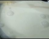 A picture of step 2 of Panna cotta with Fresh berries.