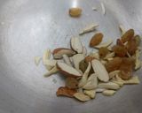 A picture of step 1 of Sonth,Dhaniya ki panjiri.